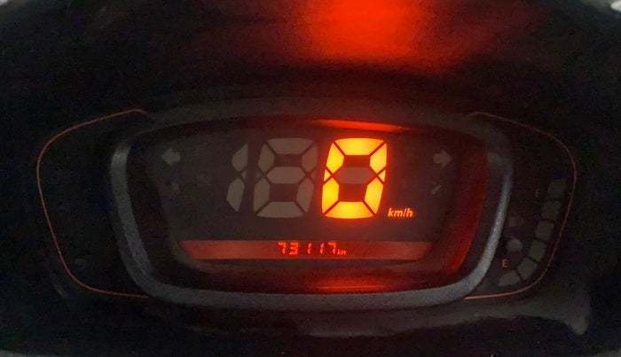 2019 Renault Kwid RXT 1.0 (O), Petrol, Manual, 73,117 km, Odometer Image