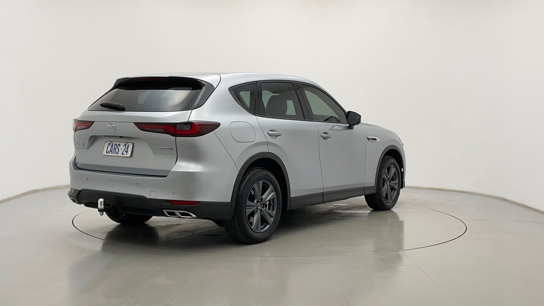 Right Back Diagonal (45- Degree) View