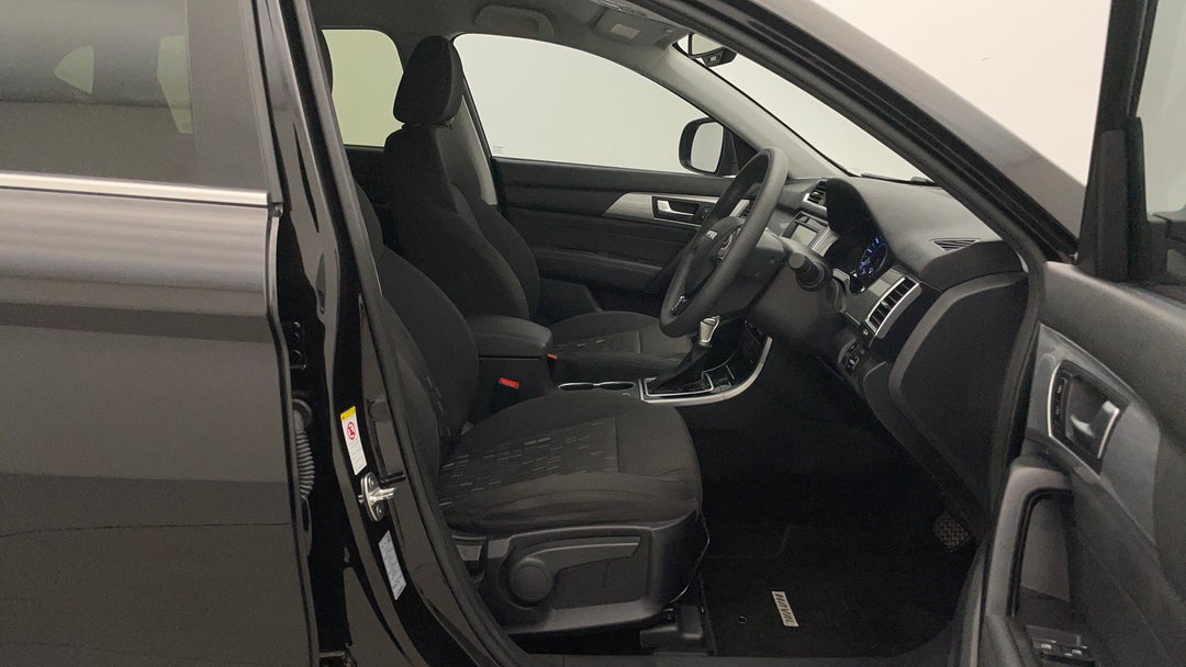 2020 Haval H2 Premium 2WD, Automatic, 20342 km, Right Side Front Door Cabin View