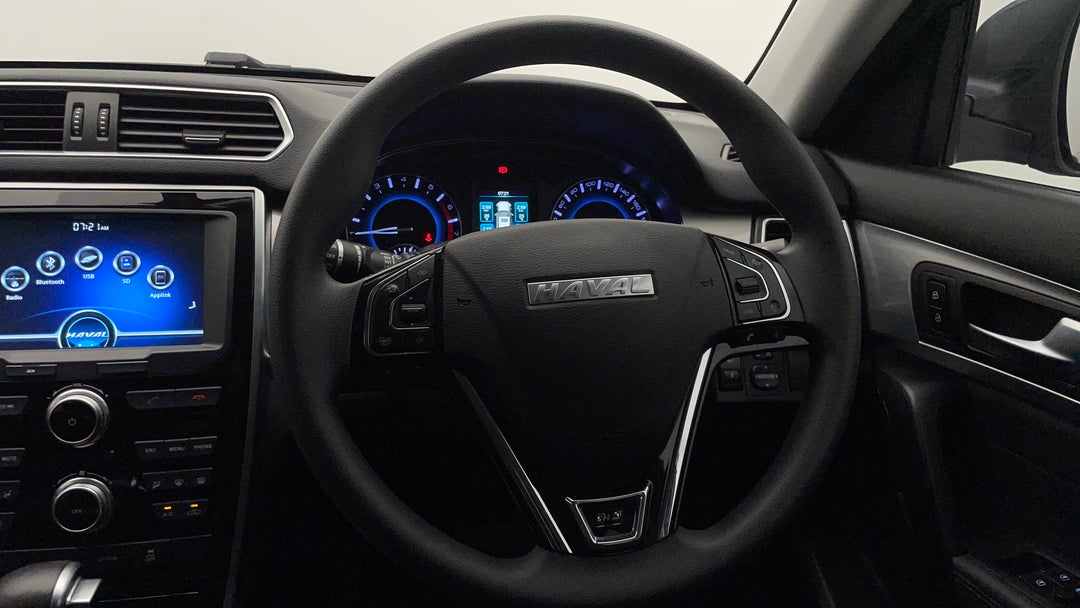 2020 Haval H2 Premium 2WD, Automatic, 20342 km, Steering Wheel Close-up