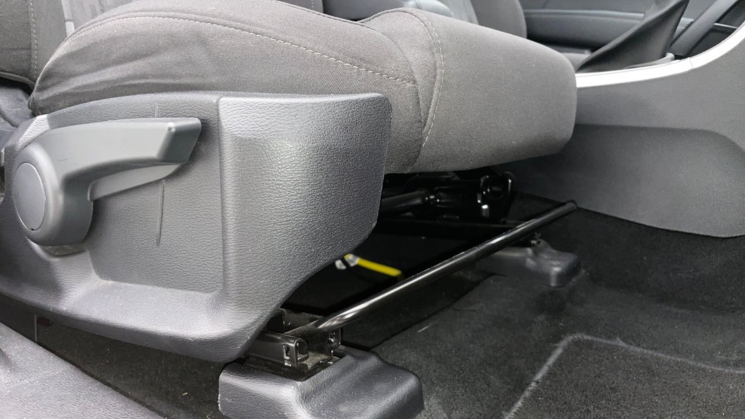 2020 Haval H2 Premium 2WD, Automatic, 20342 km, Drivers Side Adjustment Panel