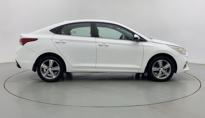 2018 Hyundai Verna 1.6 CRDI SX, Diesel, Manual, 13,788 km, Right Side View