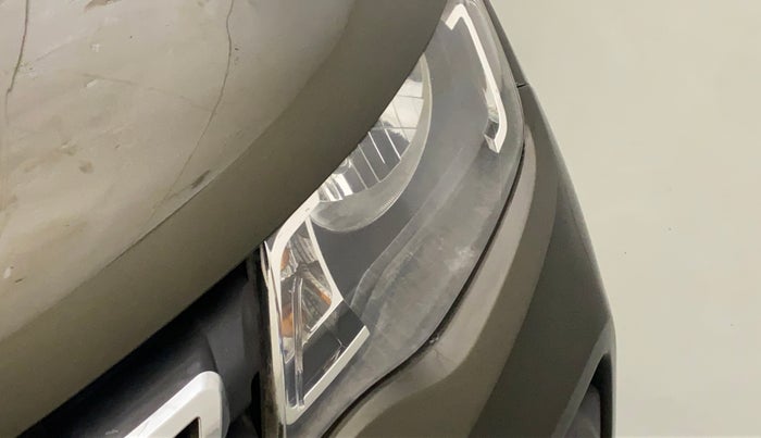 2017 Renault Kwid RXT 1.0 AMT (O), Petrol, Automatic, 16,343 km, Left headlight - Minor scratches