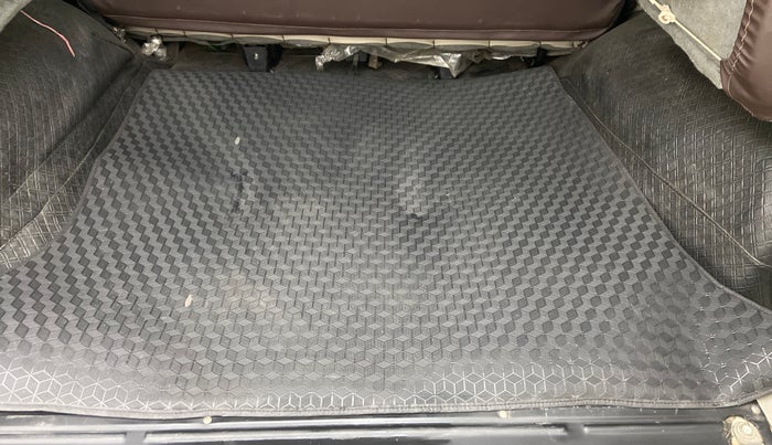 2019 Mahindra Scorpio S9, Diesel, Manual, 13,629 km, Dicky (Boot door) - Jack/Tool not available