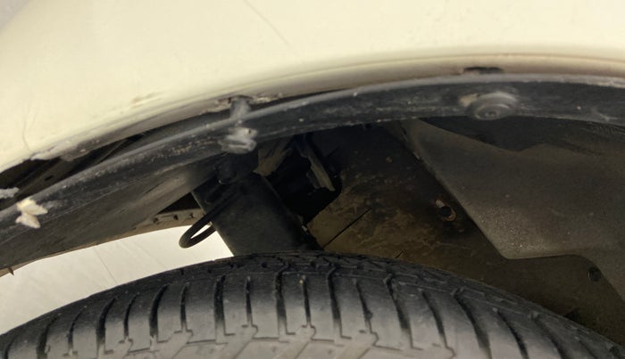 2019 Mahindra Scorpio S9, Diesel, Manual, 13,629 km, Left fender - Lining loose
