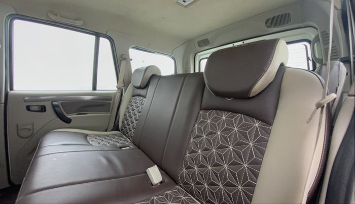 2019 Mahindra Scorpio S9, Diesel, Manual, 13,629 km, Right Side Rear Door Cabin
