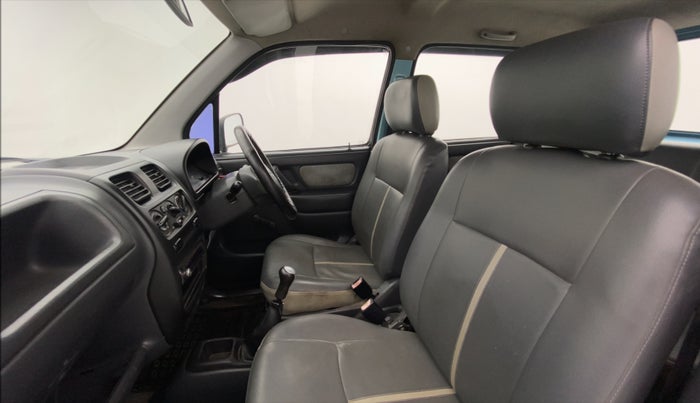 2009 Maruti Wagon R LXI, Petrol, Manual, 47,553 km, Right Side Front Door Cabin View