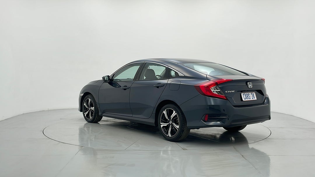 Left Back Diagonal (45- Degree) View