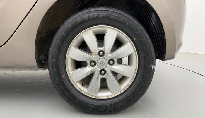 2013 Hyundai i20 SPORTZ 1.2 VTVT, Petrol, Manual, 75,949 km, Left Rear Wheel
