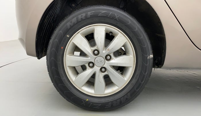 2013 Hyundai i20 SPORTZ 1.2 VTVT, Petrol, Manual, 75,949 km, Right Rear Wheel