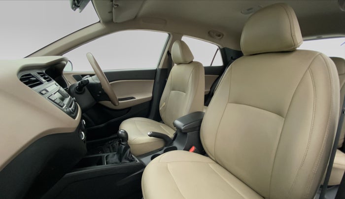 2017 Hyundai Elite i20 SPORTZ 1.2, Petrol, Manual, 29,459 km, Right Side Front Door Cabin
