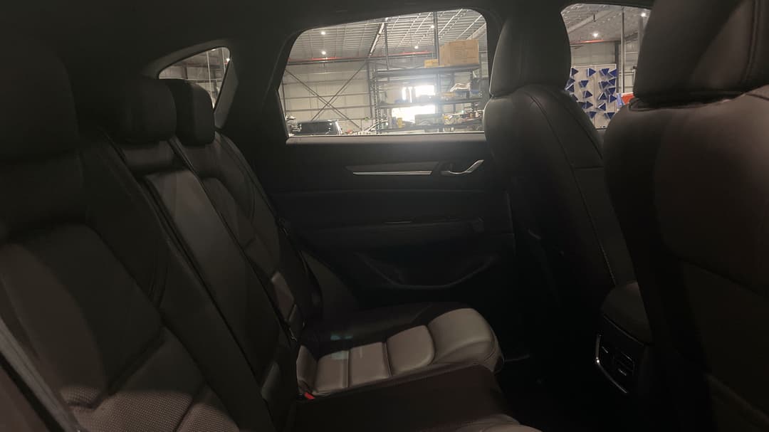 2020 Mazda CX-5 Akera (4x4), Automatic, 54640 km, Right Side Rear Door Cabin View