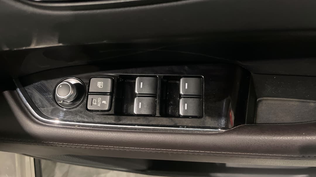 2020 Mazda CX-5 Akera (4x4), Automatic, 54640 km, Drivers Side Door Panel Controls