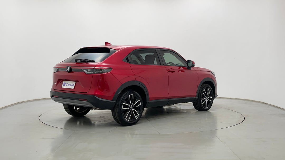 Right Back Diagonal (45- Degree) View