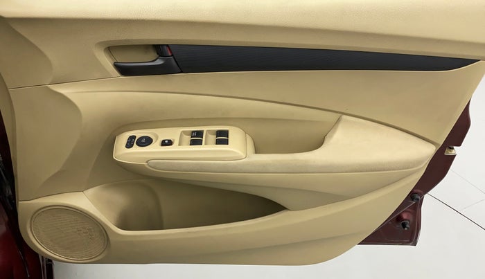 2013 Honda City S MT PETROL, Petrol, Manual, 86,753 km, Driver Side Door Panels Control