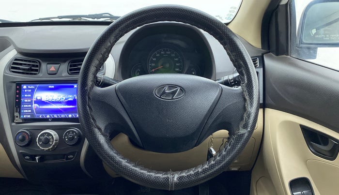2015 Hyundai Eon ERA PLUS, Petrol, Manual, 33,689 km, Steering Wheel Close Up