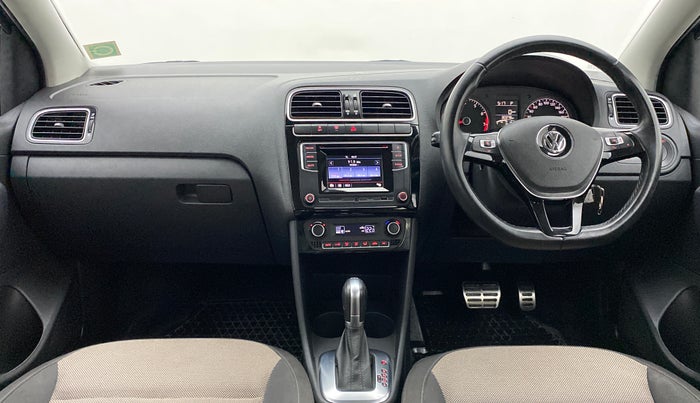 2016 Volkswagen Polo GT TSI 1.2 PETROL AT, Petrol, Automatic, 30,662 km, Dashboard