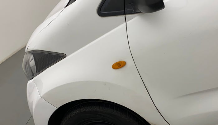 2019 Datsun Redi Go D, Petrol, Manual, 49,573 km, Left fender - Paint has minor damage