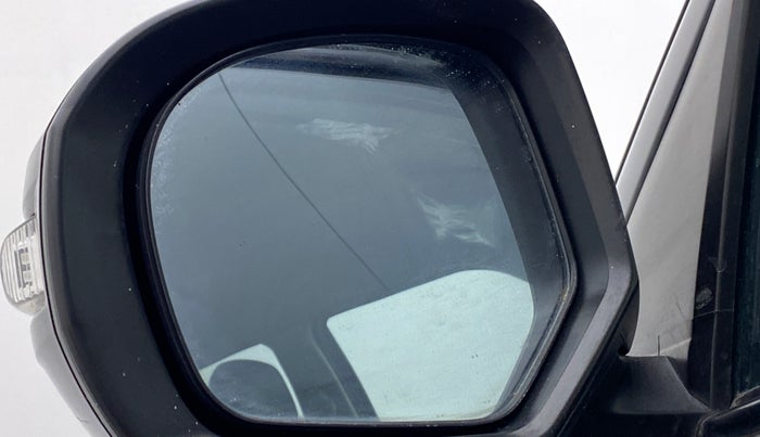 2017 Maruti Swift VXI, Petrol, Manual, 69,221 km, Left rear-view mirror - Mirror motor not working