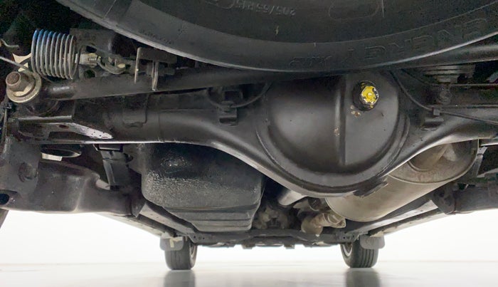 2014 Toyota Innova 2.5 VX 7 STR BS IV, Diesel, Manual, 95,974 km, Rear Underbody
