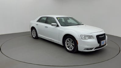 2018 CHRYSLER 300
