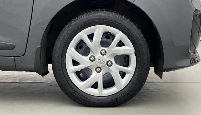 2020 Hyundai Grand i10 MAGNA 1.2 VTVT, Petrol, Manual, 25 km, Right Front Tyre