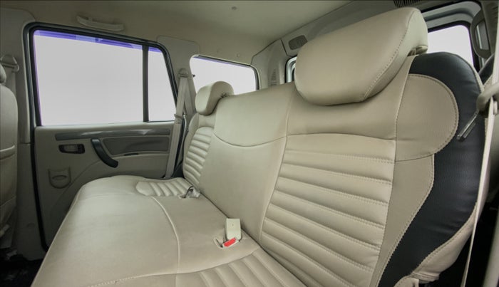 2016 Mahindra Scorpio S4+Intelli Hybrid 2WD, Diesel, Manual, 12,112 km, Right Side Rear Door Cabin