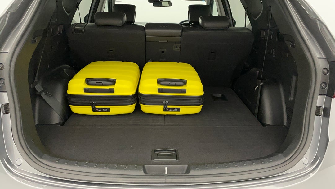 2015 Hyundai Santa Fe Highlander Crdi (4x4), Automatic, 109585 km, Boot Inside View with Luggage