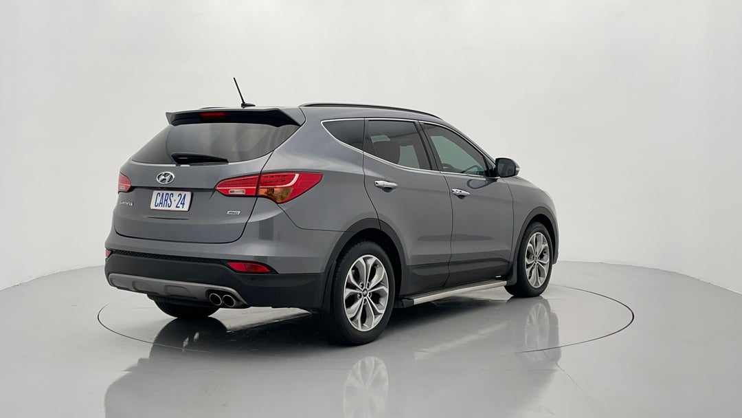 2015 Hyundai Santa Fe Highlander Crdi (4x4), Automatic, 109585 km, Right Back Diagonal (45- Degree) View