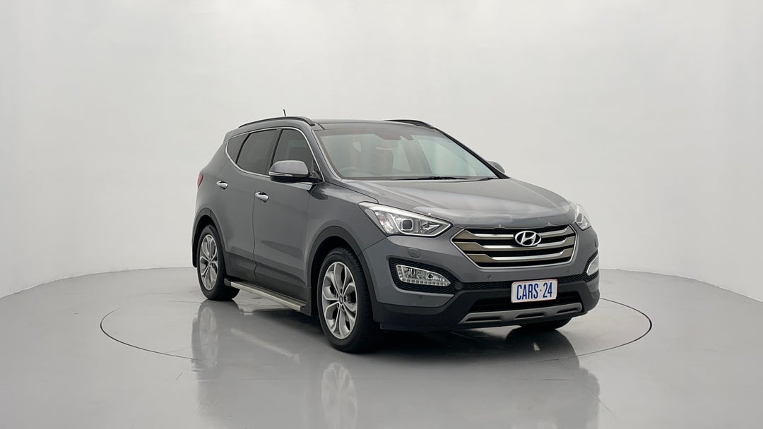 2015 Hyundai Santa Fe Highlander Crdi (4x4), Automatic, 109585 km, Right Front Diagonal (45- Degree) View