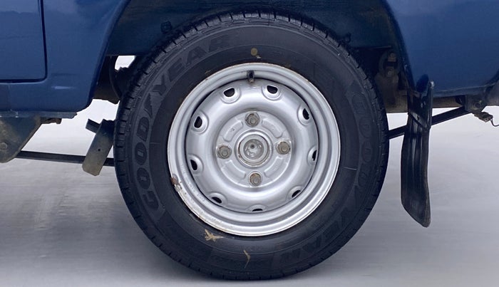 2017 Maruti OMNI E STD, Petrol, Manual, 69,525 km, Left Rear Wheel