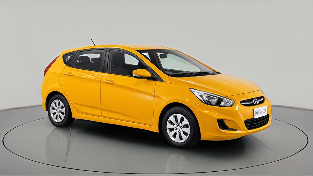 2017 Hyundai Accent Active, Automatic, 119959 km, Right Front Diagonal (45- Degree) View