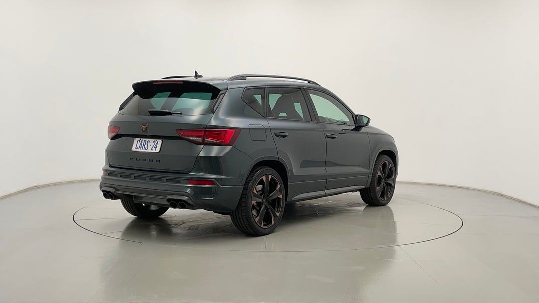 Right Back Diagonal (45- Degree) View