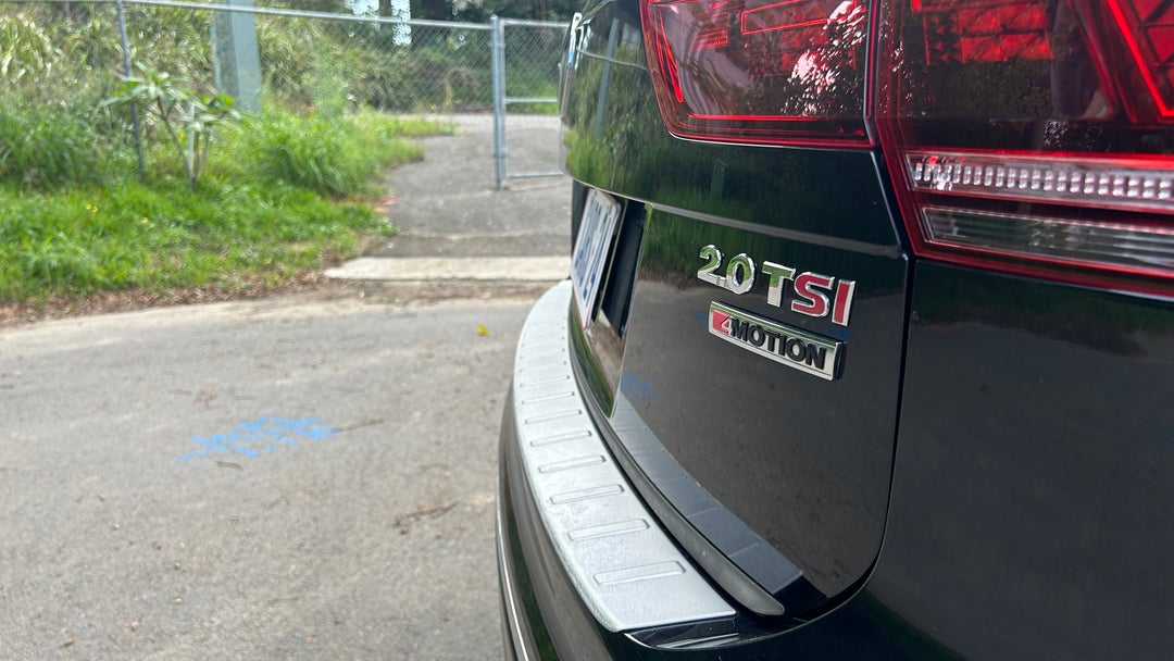 Badge (Boot Right Side)