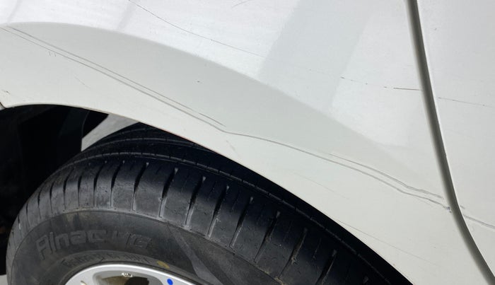 2018 Maruti Swift ZXI AMT, Petrol, Automatic, 37,338 km, Right quarter panel - Minor scratches