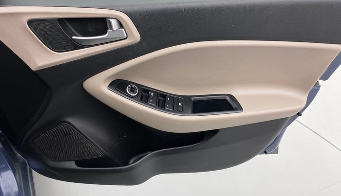 2014 Hyundai Elite i20 MAGNA 1.2, Petrol, Manual, 84,551 km, Driver Side Door Panels Control