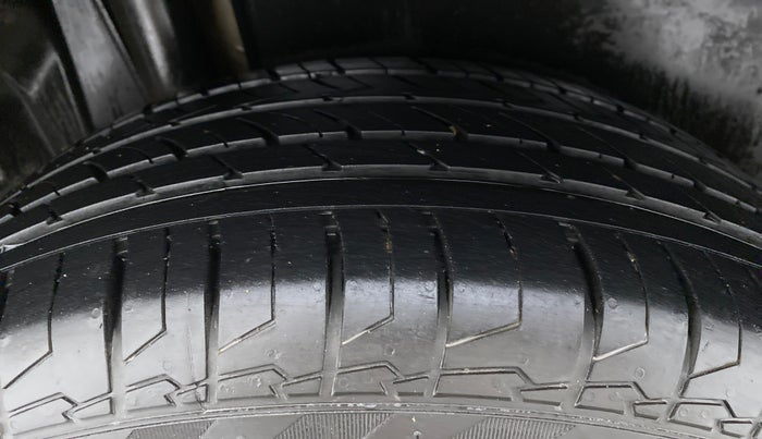 2018 Maruti S Cross ZETA 1.3 SHVS, Diesel, Manual, 69,903 km, Right Rear Tyre Tread