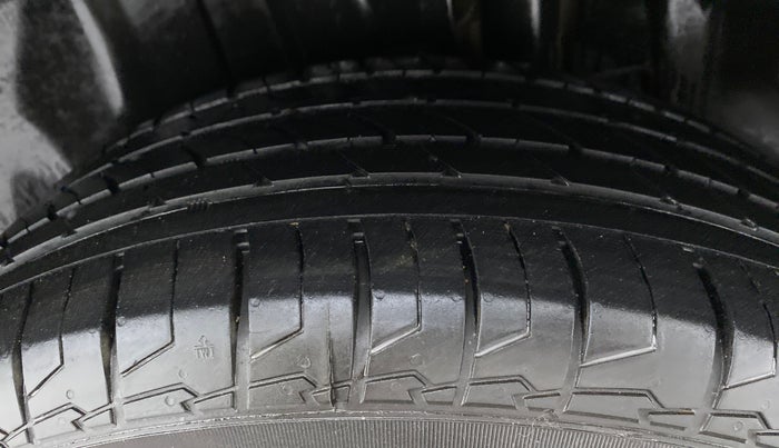 2018 Maruti S Cross ZETA 1.3 SHVS, Diesel, Manual, 69,903 km, Left Rear Tyre Tread