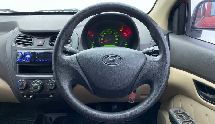 2013 Hyundai Eon D LITE PLUS, Petrol, Manual, 35,299 km, Steering Wheel Close Up