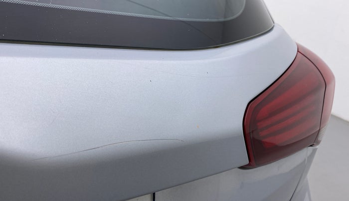 2020 Hyundai Elite i20 MAGNA PLUS 1.2, Petrol, Manual, 97,107 km, Dicky (Boot door) - Minor scratches