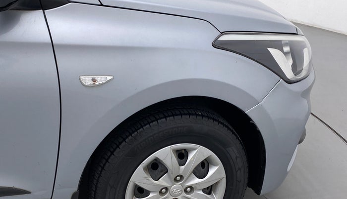 2020 Hyundai Elite i20 MAGNA PLUS 1.2, Petrol, Manual, 97,107 km, Right fender - Slightly dented