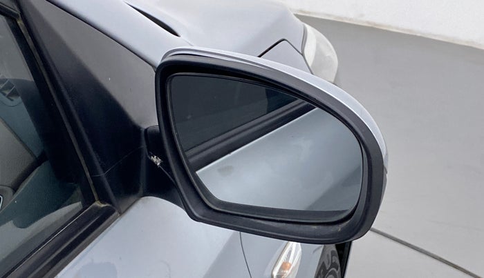 2020 Hyundai Elite i20 MAGNA PLUS 1.2, Petrol, Manual, 97,107 km, Right rear-view mirror - Folding motor not working
