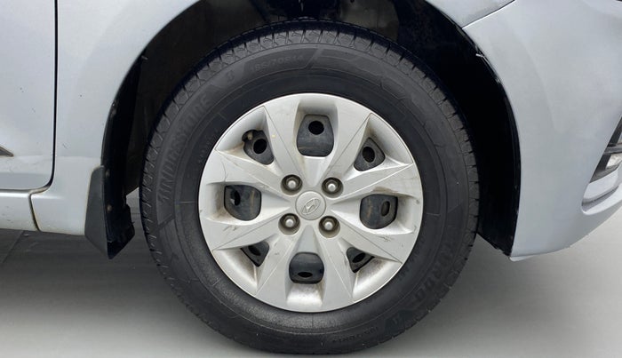 2020 Hyundai Elite i20 MAGNA PLUS 1.2, Petrol, Manual, 97,107 km, Right Front Wheel