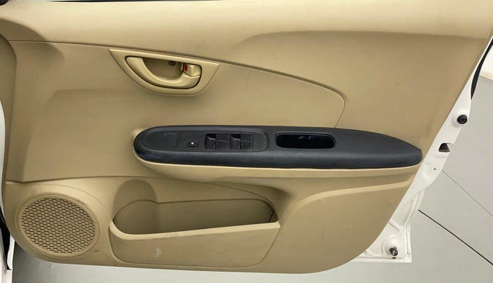 2014 Honda Amaze 1.2L I-VTEC EX, Petrol, Manual, 69,660 km, Driver Side Door Panels Control