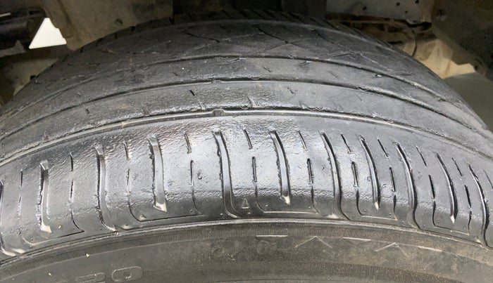 2019 Mahindra Thar CRDE 4X4 AC, Diesel, Manual, 49,750 km, Left Front Tyre Tread