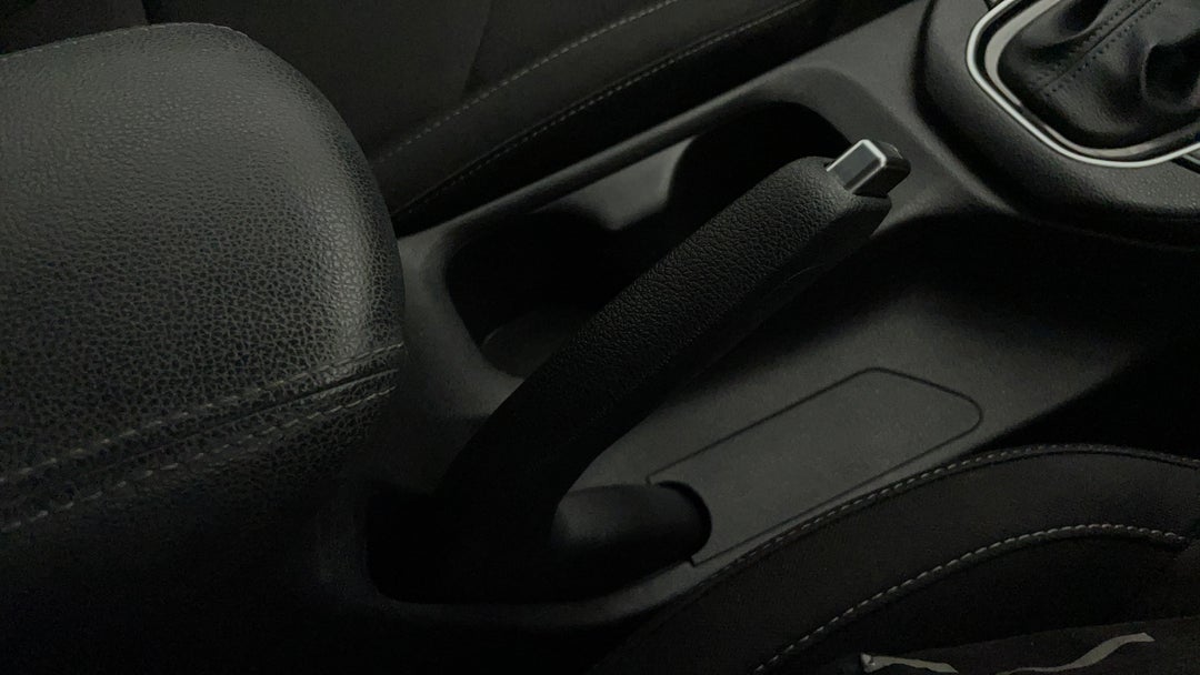 2017 Hyundai i30 Active, Automatic, 80032 km, Handbrake