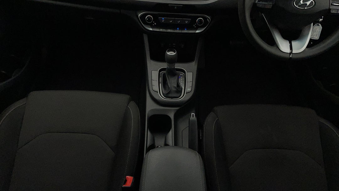 2017 Hyundai i30 Active, Automatic, 80032 km, Center Console