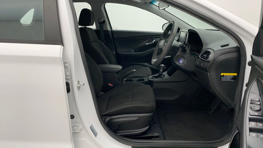 2017 Hyundai i30 Active, Automatic, 80032 km, Right Side Front Door Cabin View