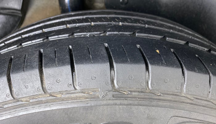 2018 Hyundai Creta E PLUS 1.4 DIESEL, Diesel, Manual, 93,327 km, Right Rear Tyre Tread