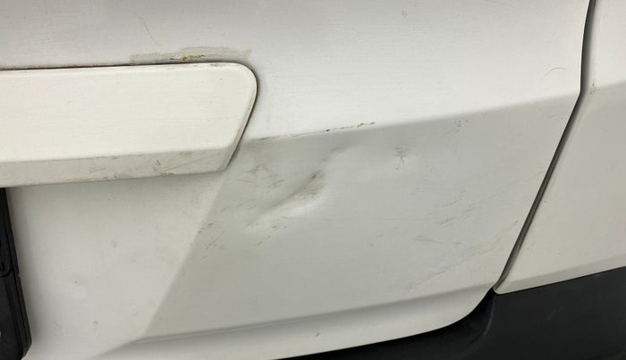 2018 Hyundai Creta E PLUS 1.4 DIESEL, Diesel, Manual, 93,327 km, Dicky (Boot door) - Slightly dented